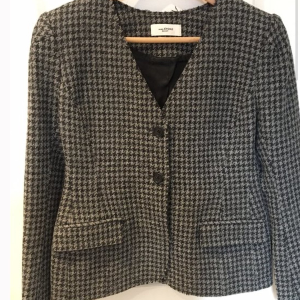 Sculpted short wool houndstooth jacket